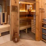 Alpinegold Residenz Hotel apartamentowy 4*