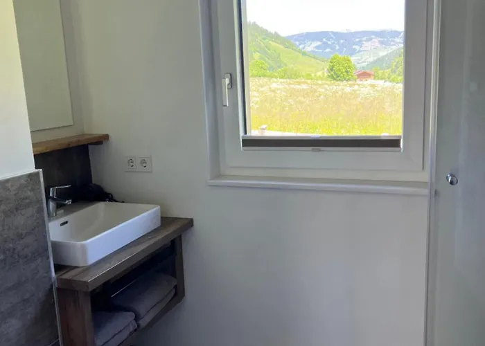 Alpinegold Residenz Aparthotel 4*